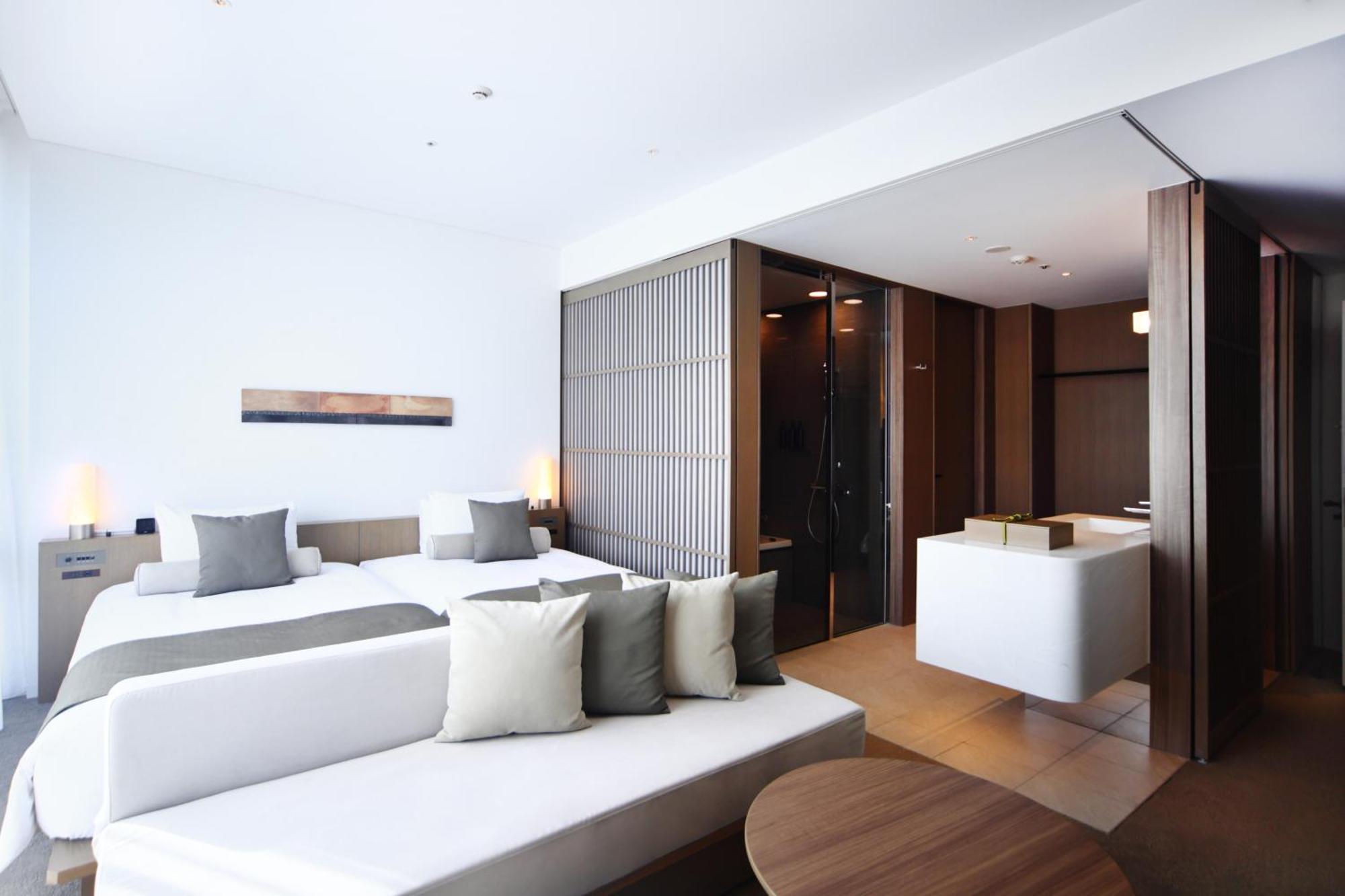 The Royal Park Hotel Iconic Kyoto Dış mekan fotoğraf A room at the hotel